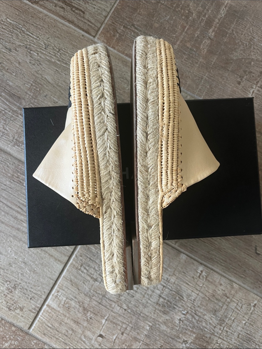 CHANEL Beige Leather Espadrille Mule with Black Cap Toe - Picture 3 of 9